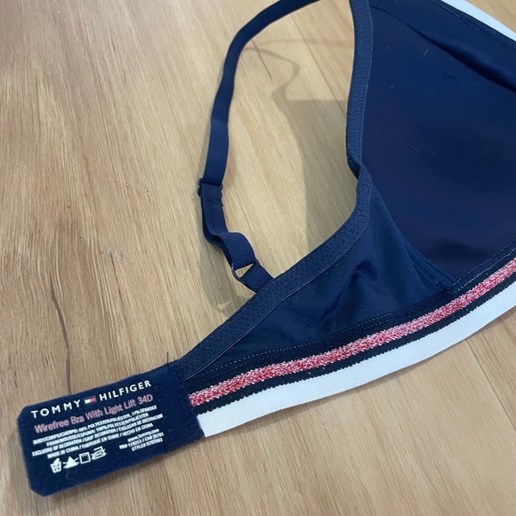 Tommy Hilfiger Wire Free Light Lift Bra - Picture 4 of 4